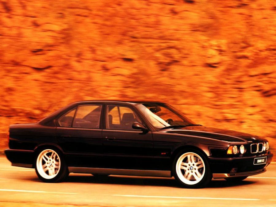  BMW M5 Sedan 1994 года  (фото 3 из 19)